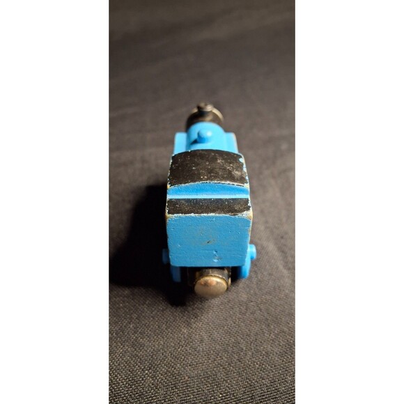 Thomas The Train Wooden Magnetic Trains Lot of 8 Thomas, Mavis, Trevor & More! - Picture 3 of 16